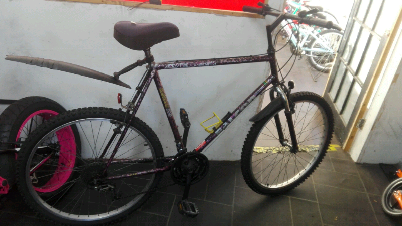halfords avengers bike